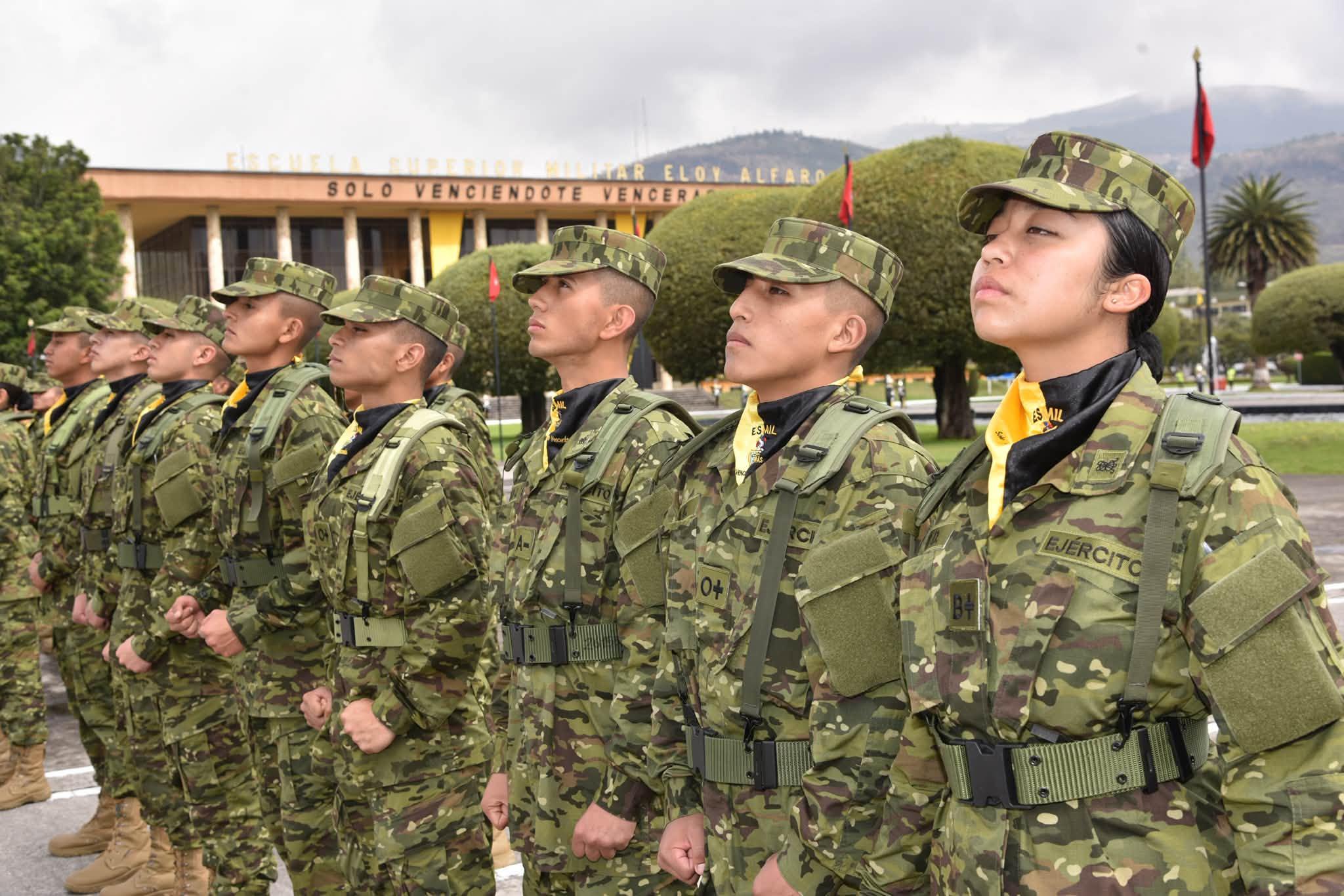 Ejército abre inscripciones para especialistas: estas son las profesiones requeridas