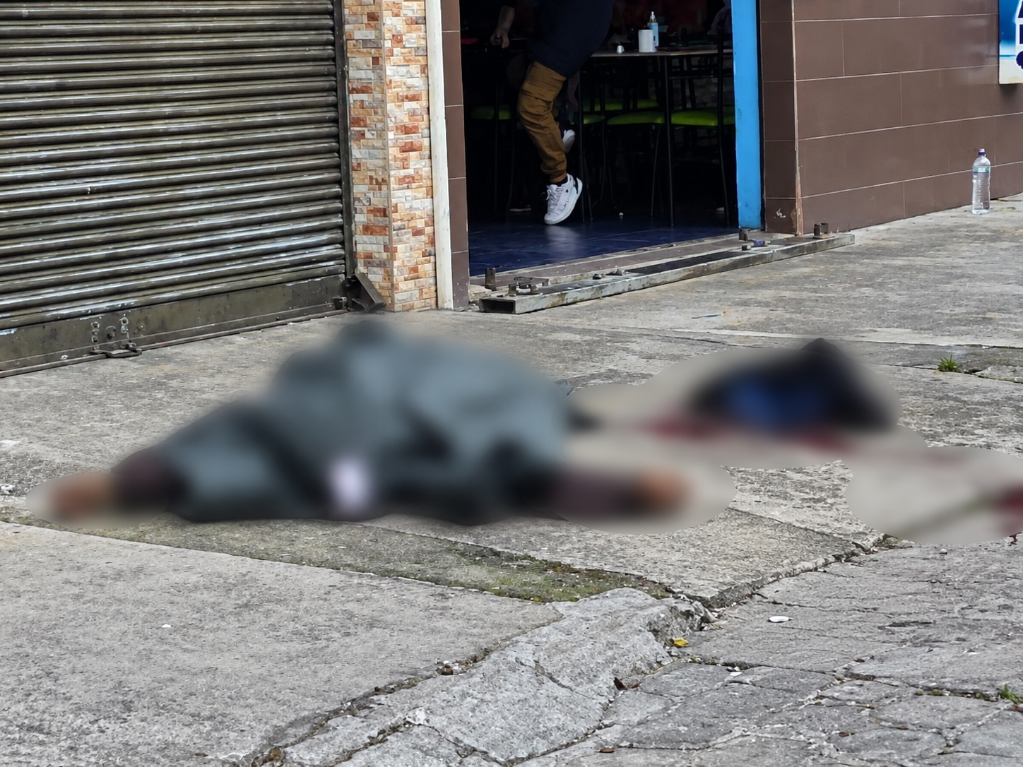 Dos presuntos delincuentes fueron abatidos durante un asalto a un local comercial en Quito