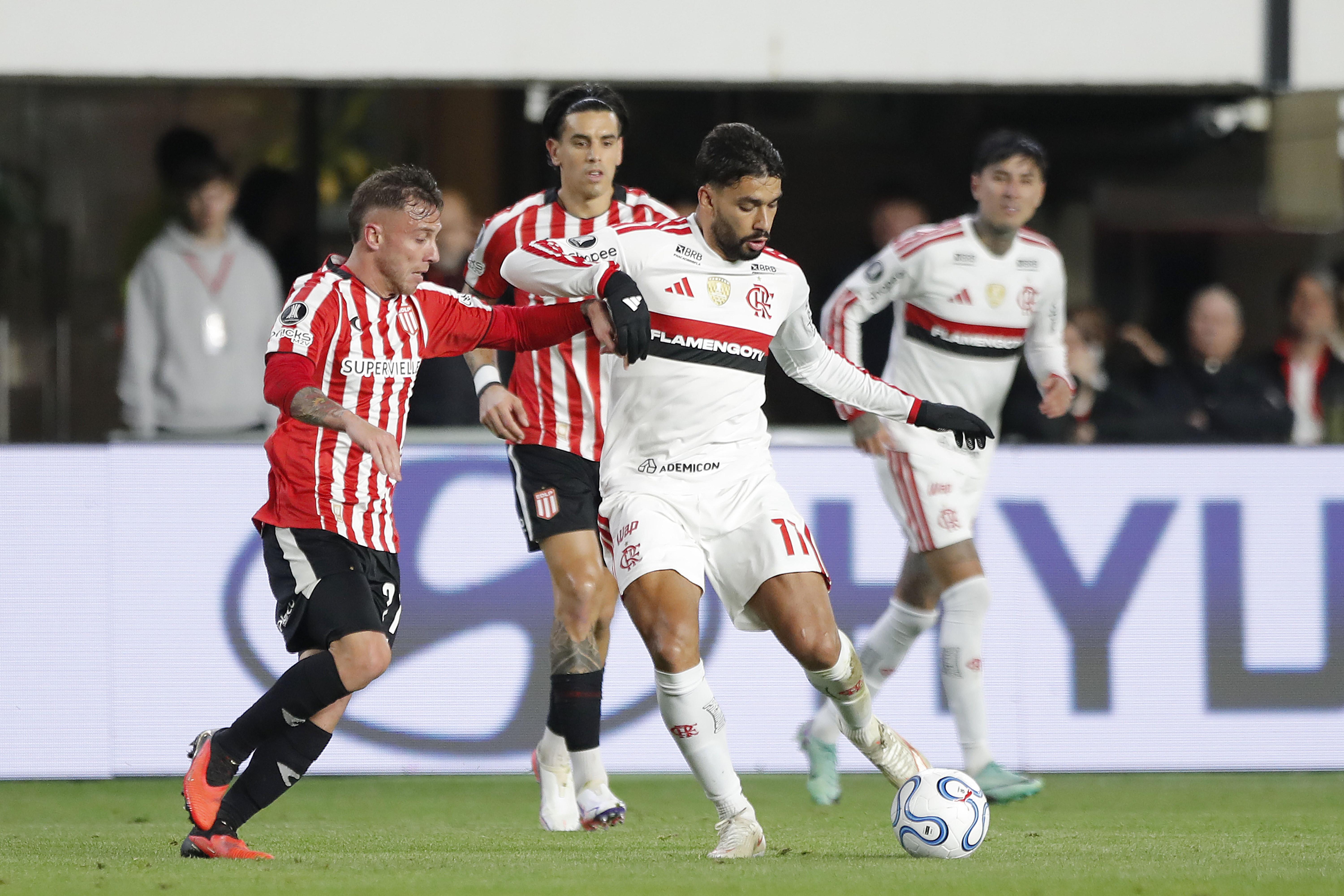 Estudiantes y Flamengo igualan 0-0 en la ida de las semifinales de la Copa Libertadores