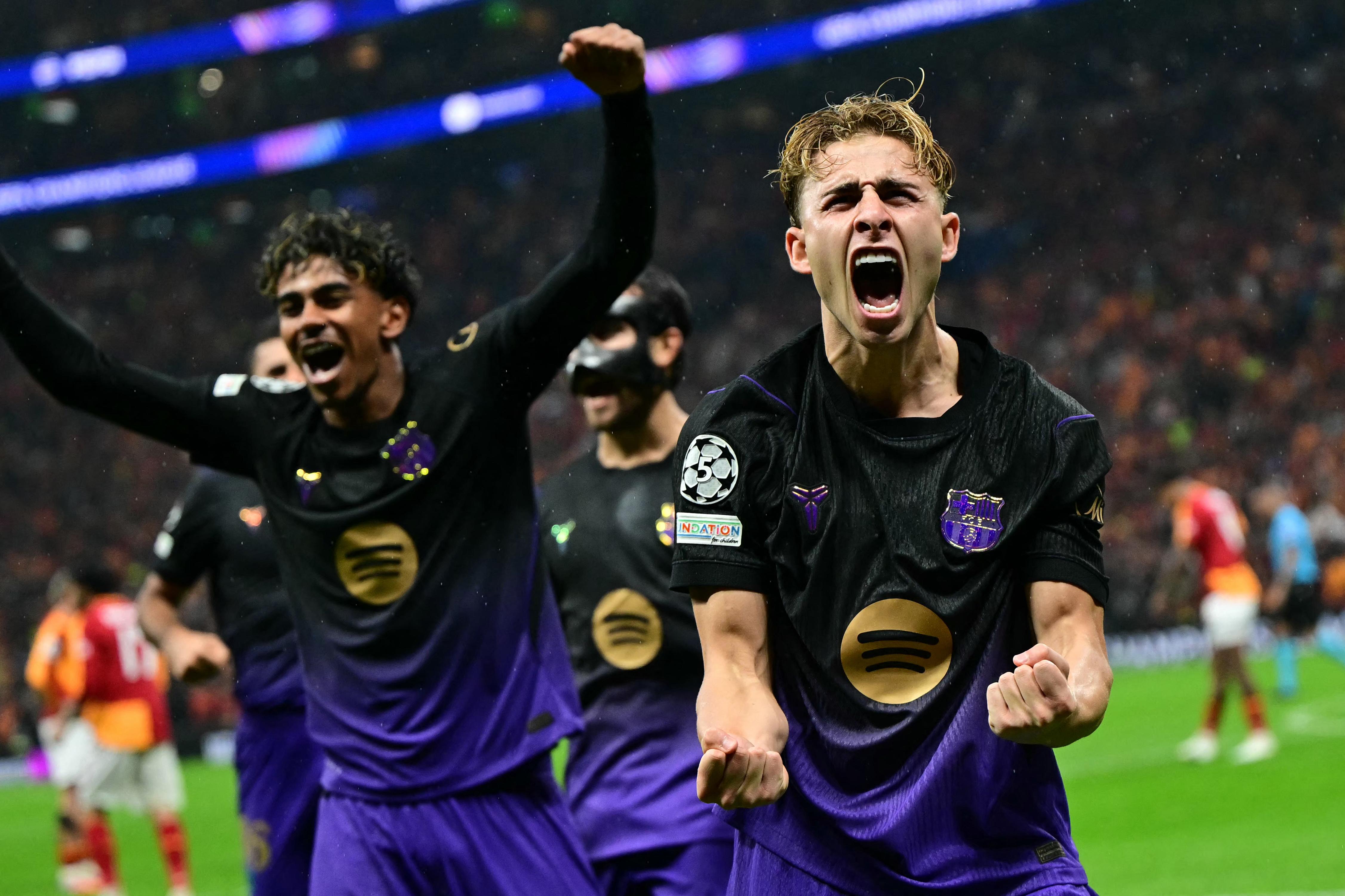 El FC Barcelona toma el liderato de la Champions League tras golear al Galatasaray