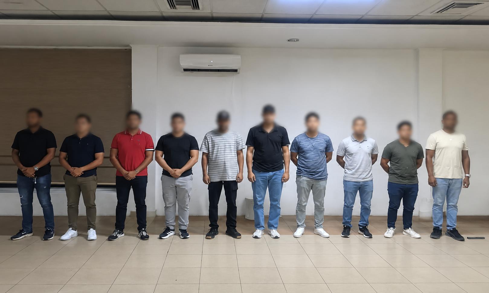 Guayas: Detienen a diez policías por presuntamente exigir dinero bajo amenazas en una vivienda