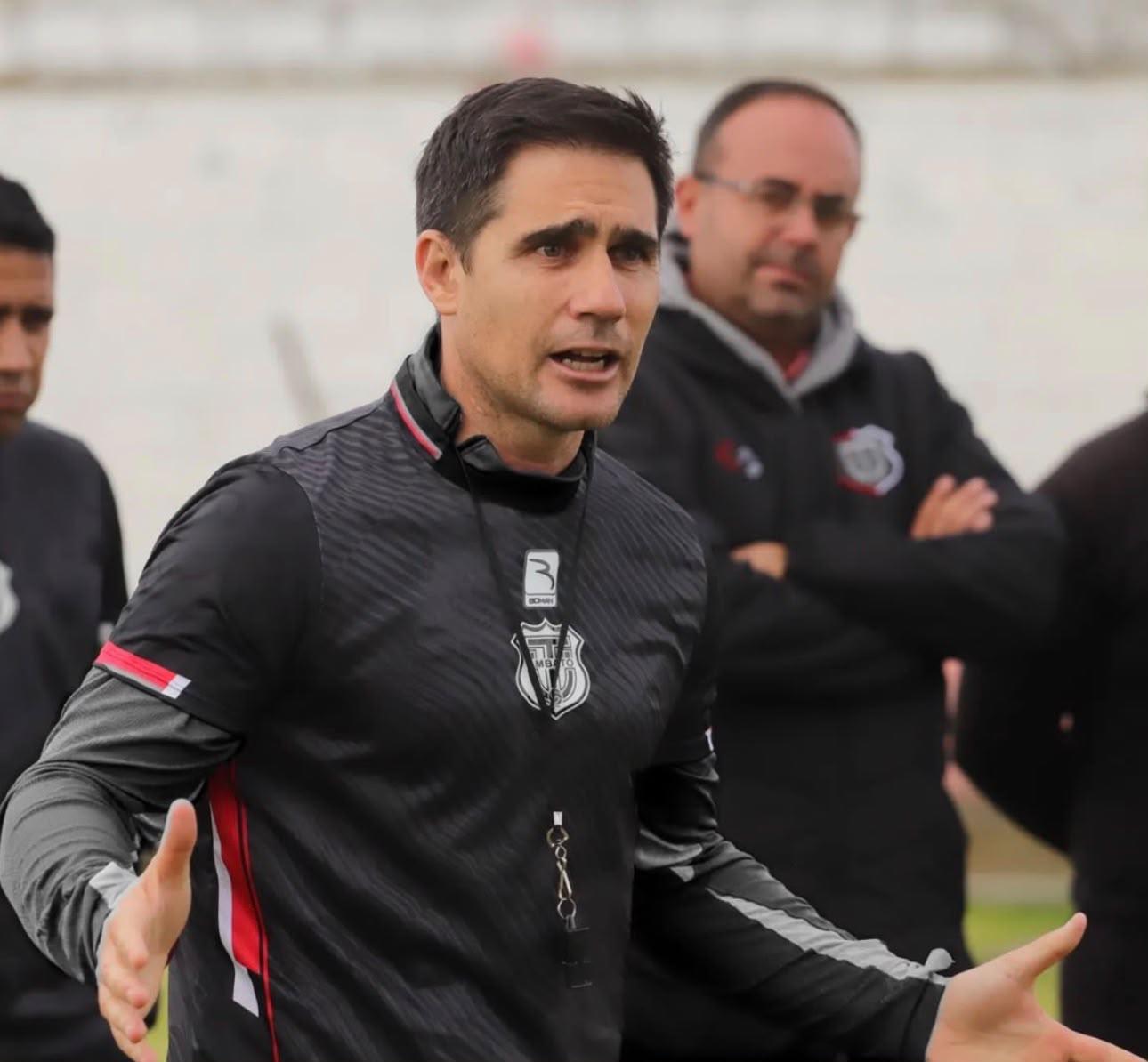 Francisco Usúcar vuelve a ser DT de Técnico Universitario tras la salida de Ismael Blanco