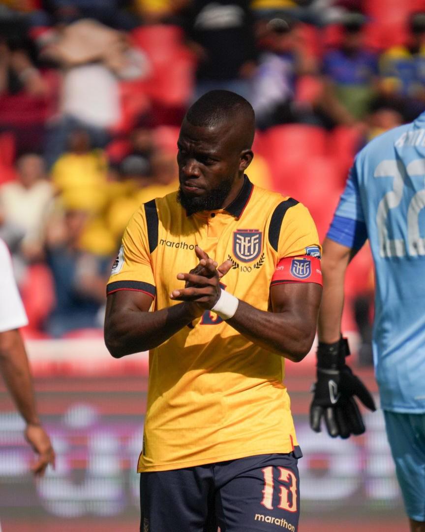 Se retira Enner Valencia 