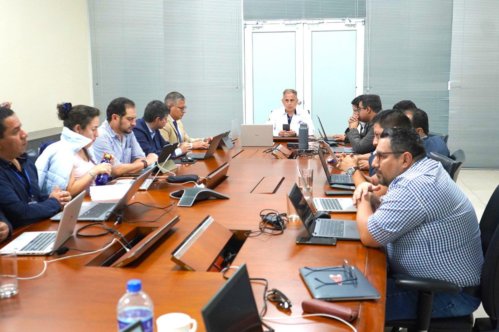Ecuador amplía cortes de luz a industrias de 48 a 72 horas semanales desde el 12 de octubre