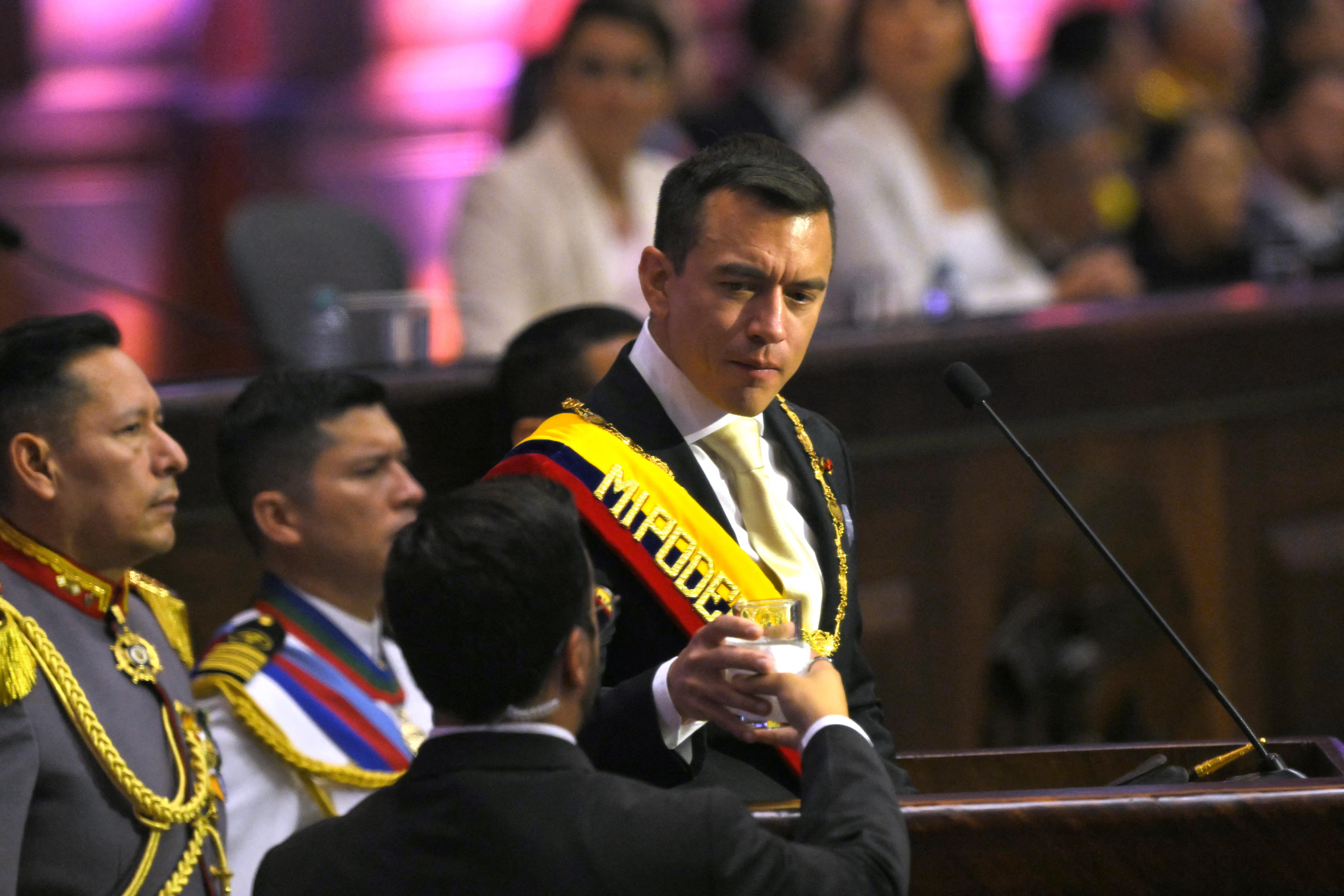 'La pobreza bajó al 21,4%': Noboa destaca reducción social y récord de inversión extranjera