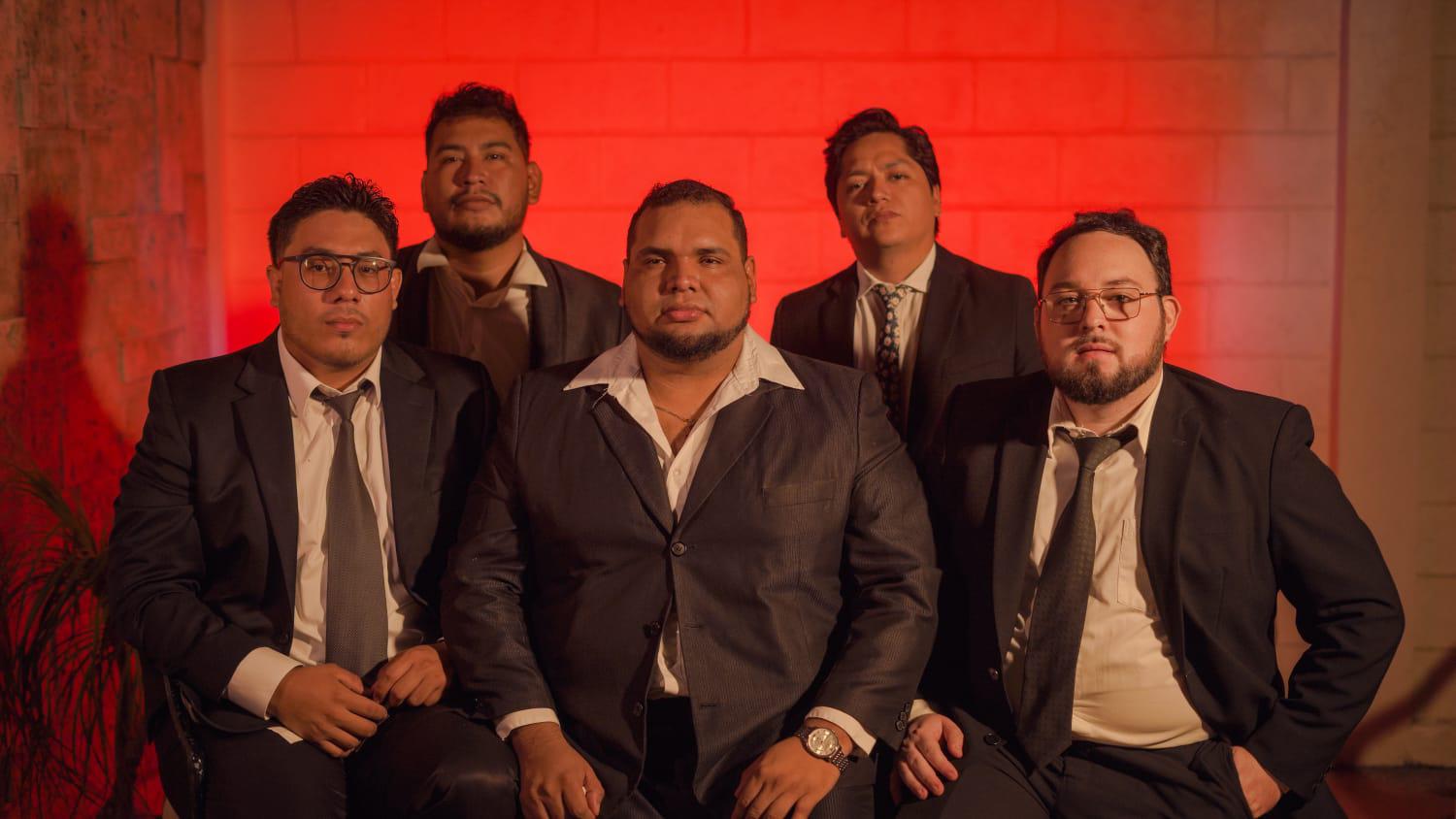 La Banda Brava busca internacionalizar el sonido de Guayaquil con su primer álbum