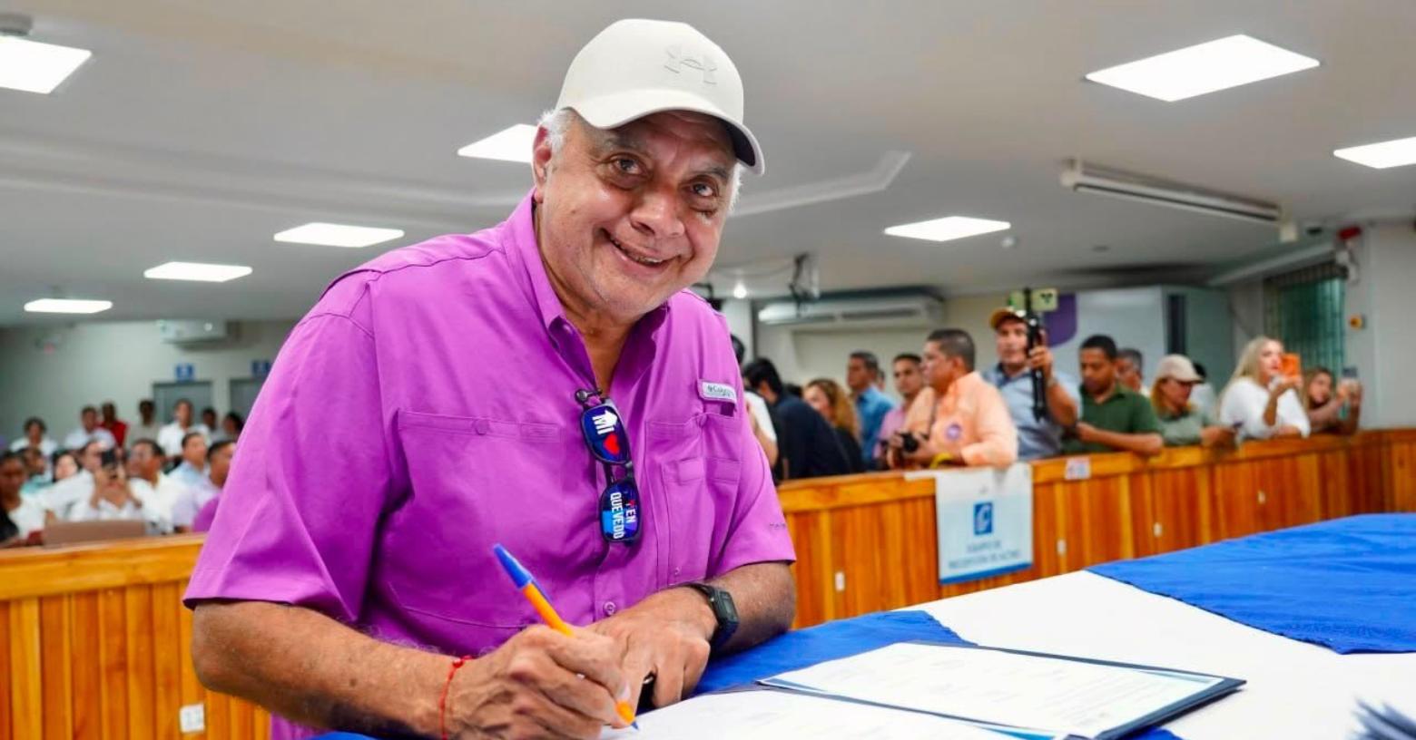 Galo Lara renuncia a la Gobernación de Los Ríos para buscar la Alcaldía de Quevedo por ADN 