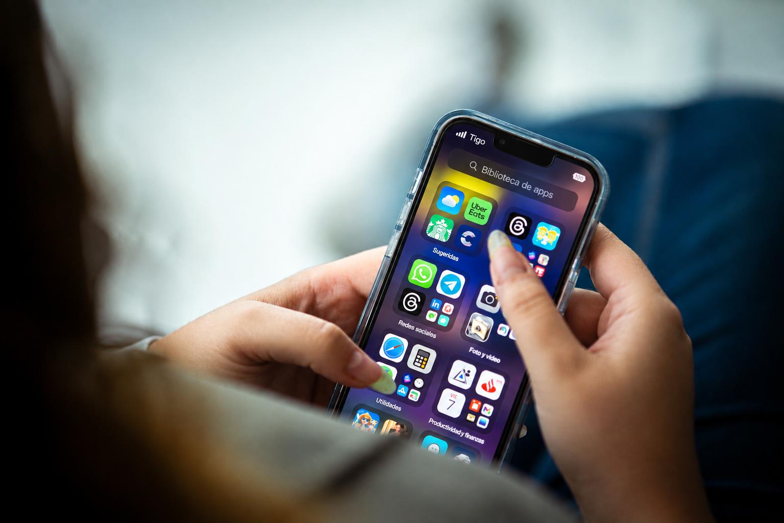 Tigo inicia formalmente operaciones en Ecuador