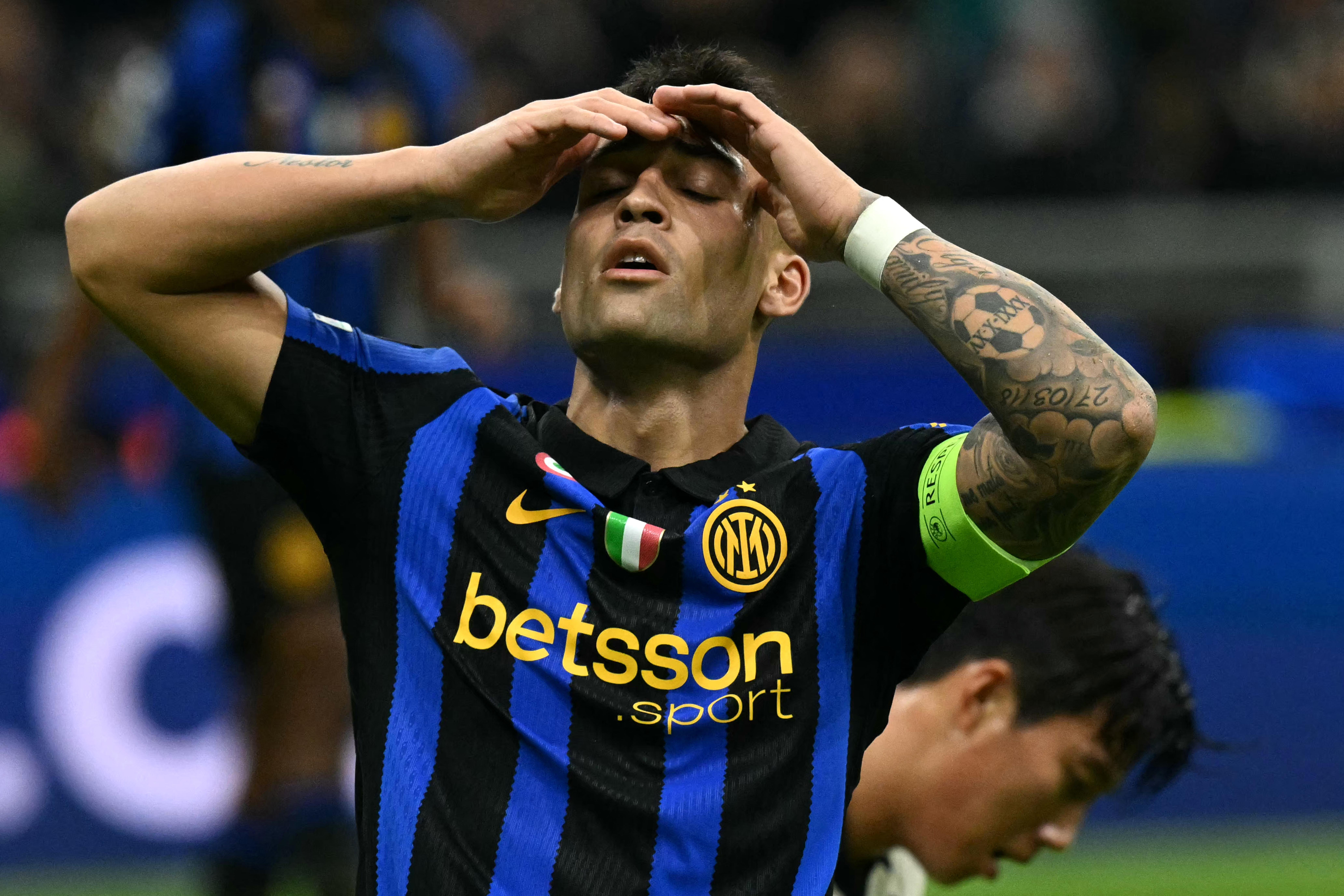 La lesión de Lautaro Martínez enciende las alarmas en el Inter de Milán y Argentina