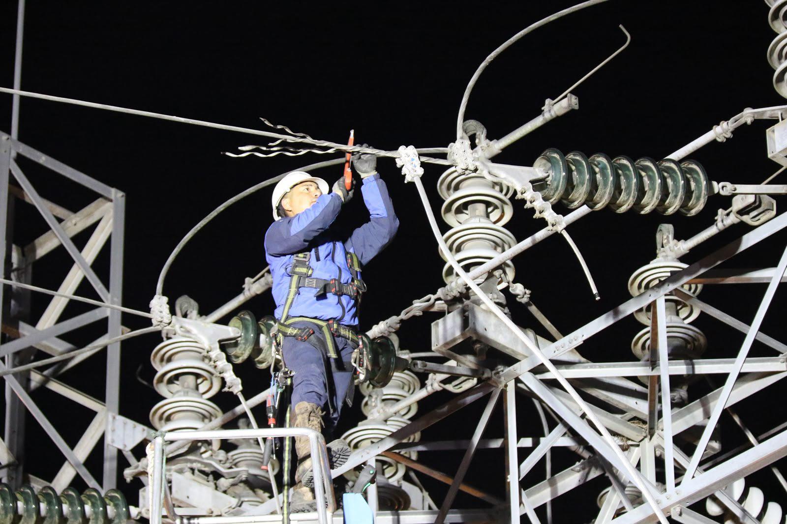 Cortes de luz en Ecuador: Ministerio de Energía finaliza trabajos de mantenimiento eléctrico en 15 provincias