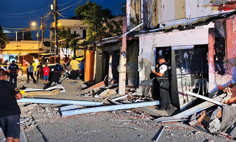 Machala: ataque con explosivo y balacera deja tres muertos y varias viviendas afectadas