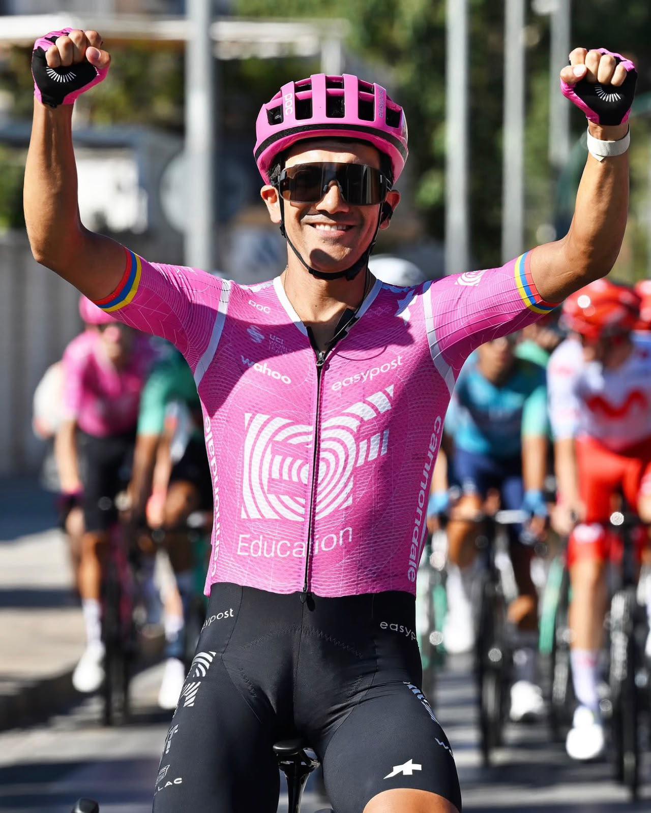 Richard Carapaz se mete entre los 10 mejores ciclistas del mundo tras su gran Vuelta a España 2026