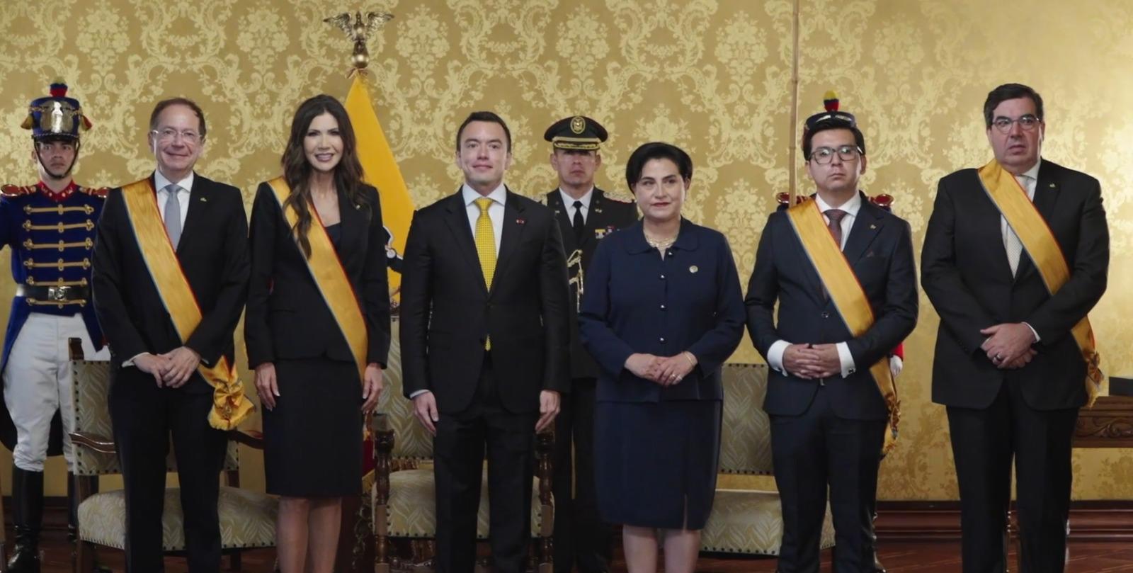 Kristi Noem recibe reconocimiento