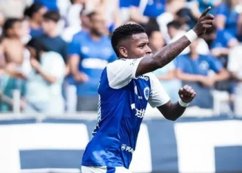 Delantero deja de lado la rivalidad y pide jugar en Barcelona