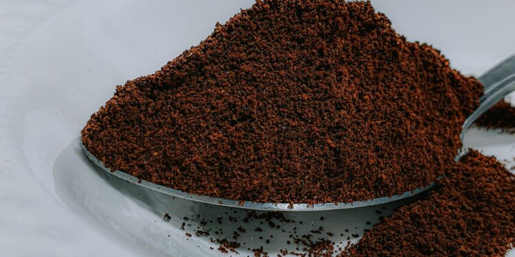 Me tomó mucho tiempo entender por qué el café no debe tirarse por el fregadero