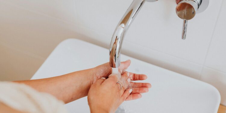 Este truco de lavar las manos con azúcar puede atraer nuevos clientes a tu negocio