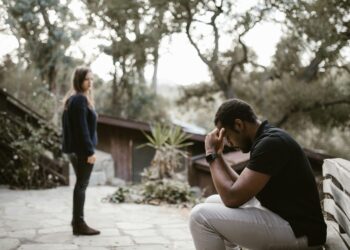Pelear hace que las parejas se separen más rápido: la psicología dice lo contrario