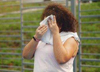 La técnica japonesa, practicada antiguamente por los monjes, es ahora la que mantiene las casas frescas en los días de calor intenso