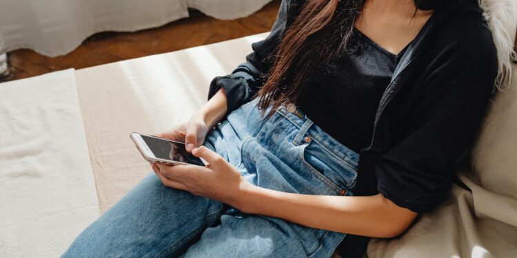 Desconectarse es muy beneficioso y los expertos coinciden: 14 días sin internet rejuvenecen el cerebro