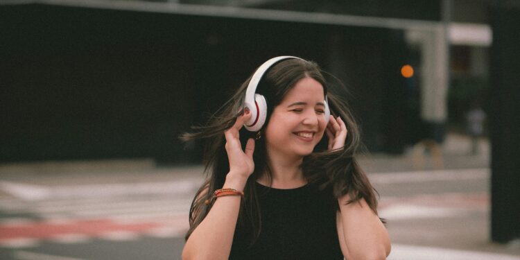¿Por qué algunas canciones te ponen la piel de gallina? La respuesta está en el cerebro