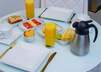 El ayuno por la mañana puede ayudar a adelgazar: endocrinólogo dice exactamente lo contrario