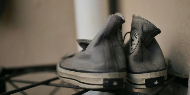 ¿Por qué en Japón siempre giran los zapatos hacia la puerta antes de entrar en casa?