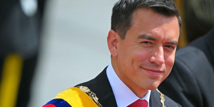 Daniel Noboa interviene y decide otorgar subsidio a los combustibles en Ecuador