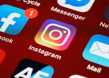 Cambio en Instagram hará que los mensajes intercambiados en la aplicación puedan ser leídos por otras personas