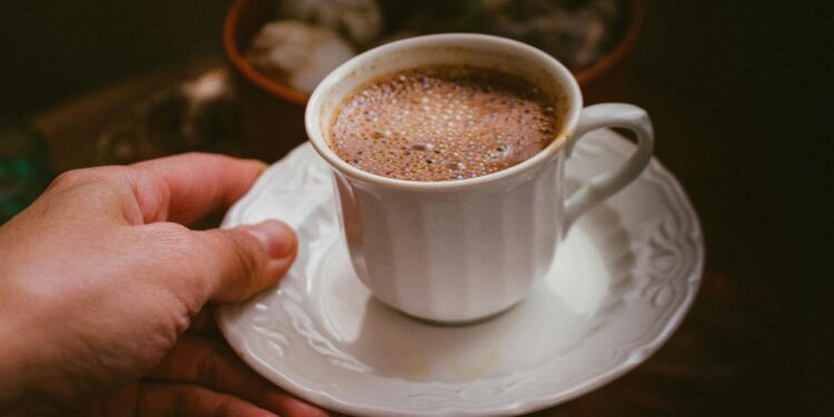 Qué dice la psicología sobre quienes toman café sin azúcar