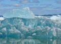 El iceberg más grande del mundo pesa 1 billón de toneladas y tiene 3.672 kilómetros cuadrados, un tamaño mayor que algunas ciudades enteras