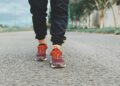 Los entrenadores coinciden: “Caminar 1 hora, 5 días por semana, puede quemar hasta 11 kilos de grasa al año”