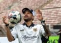 Mientras Tom Cruise pagaba USD 33 mil mensuales de manutención para su hija, Neymar desembolsa mucho menos