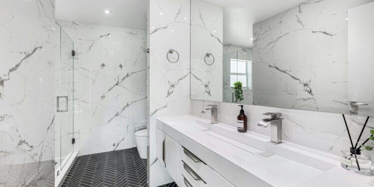 La nueva tendencia que hace que los baños pequeños parezcan más amplios y elegantes