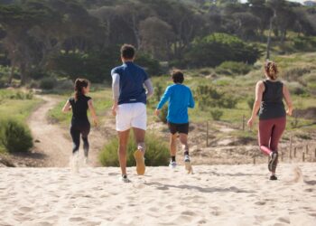 Los beneficios de practicar actividad física al aire libre y en familia van más allá de lo que se puede ver