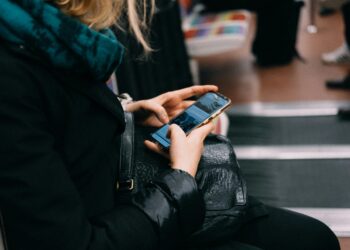 Importante alerta para todos los que reciben llamadas spam: una simple frase puede bloquearlas