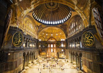 Descubren en Estambul un túnel de más de 160 metros de longitud con siete conductos de agua
