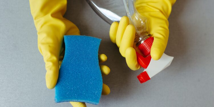 Azúcar, bicarbonato de sodio y detergente: por qué esta mezcla es como un truco de magia para todos los rincones de la casa