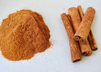 Dónde colocar canela en polvo el primer día del mes para atraer prosperidad a tu hogar y a tu vida