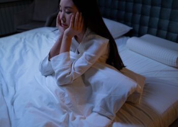 Adiós al insomnio provocado por los ruidos: la nueva tendencia que promete ayudarte a dormir mucho mejor