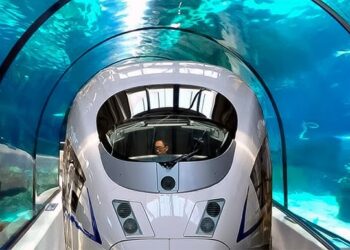 China planea construir un tren submarino para reducir los tiempos de viaje a solo 40 minutos