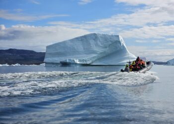 La isla más grande del mundo se encuentra en el extremo norte del planeta y alberga a más de 57.000 habitantes