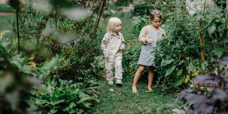 Tras seguir a miles de personas durante 50 años, investigadores identifican un rasgo de la infancia que predice salud y prosperidad económica en la vida adulta