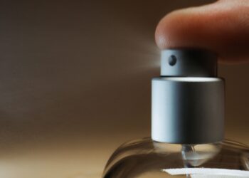 ¿Qué usaban las personas antiguamente en lugar del desodorante para evitar los malos olores?
