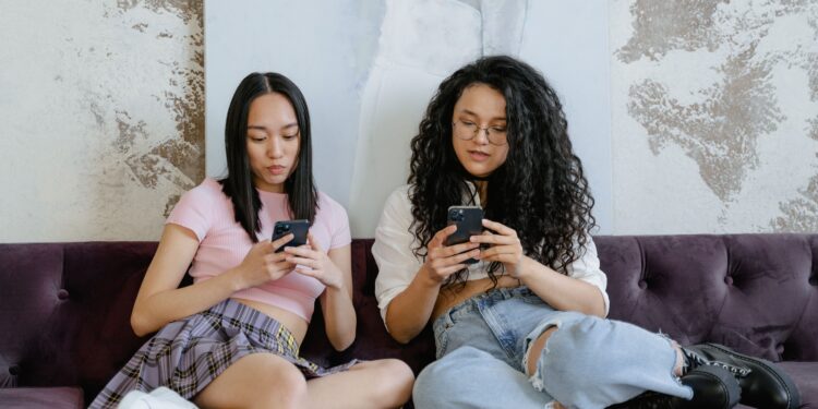 Gobierno toma una decisión y prohíbe el uso de redes sociales a los menores de 16 años
