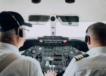Un piloto español no deja pasar una oportunidad y unos pasajeros argentinos bajan del vuelo indignados