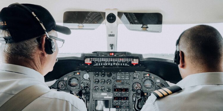 Un piloto español no deja pasar una oportunidad y unos pasajeros argentinos bajan del vuelo indignados
