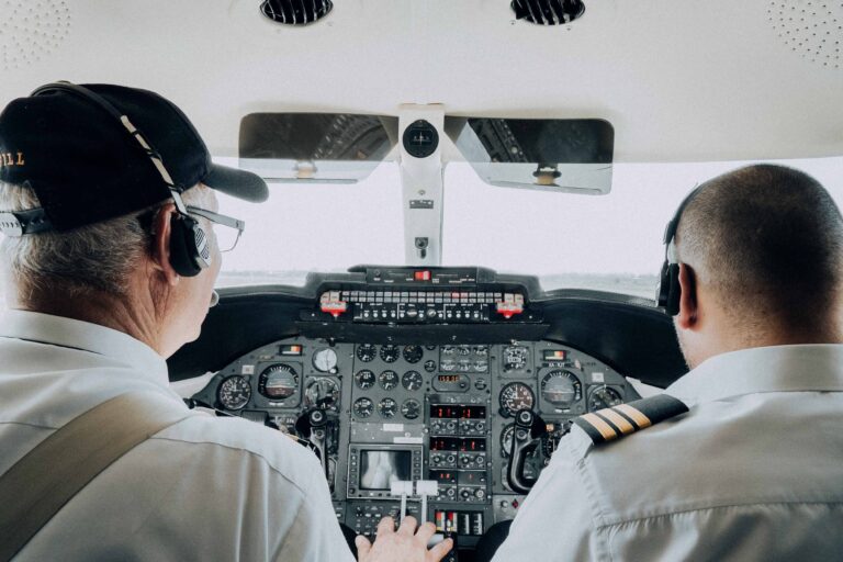 Un piloto español no deja pasar una oportunidad y unos pasajeros argentinos bajan del vuelo indignados