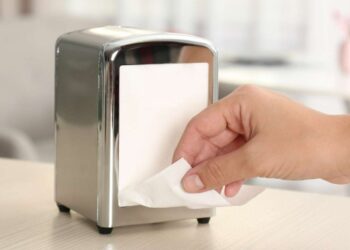 Pocas personas lo saben, pero la verdadera función de las servilletas en los bares no es limpiar