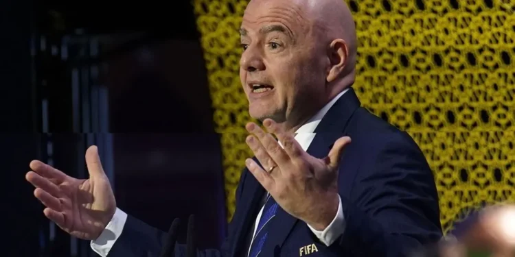 Tras la derrota en el Mundial, el presidente de la FIFA envía una carta a Argentina