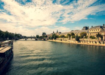 Mientras España enciende el aire acondicionado, Francia encuentra una forma de refrescar las ciudades sin gastar energía